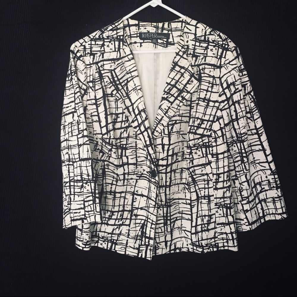 Kasper women’s jacket 16W